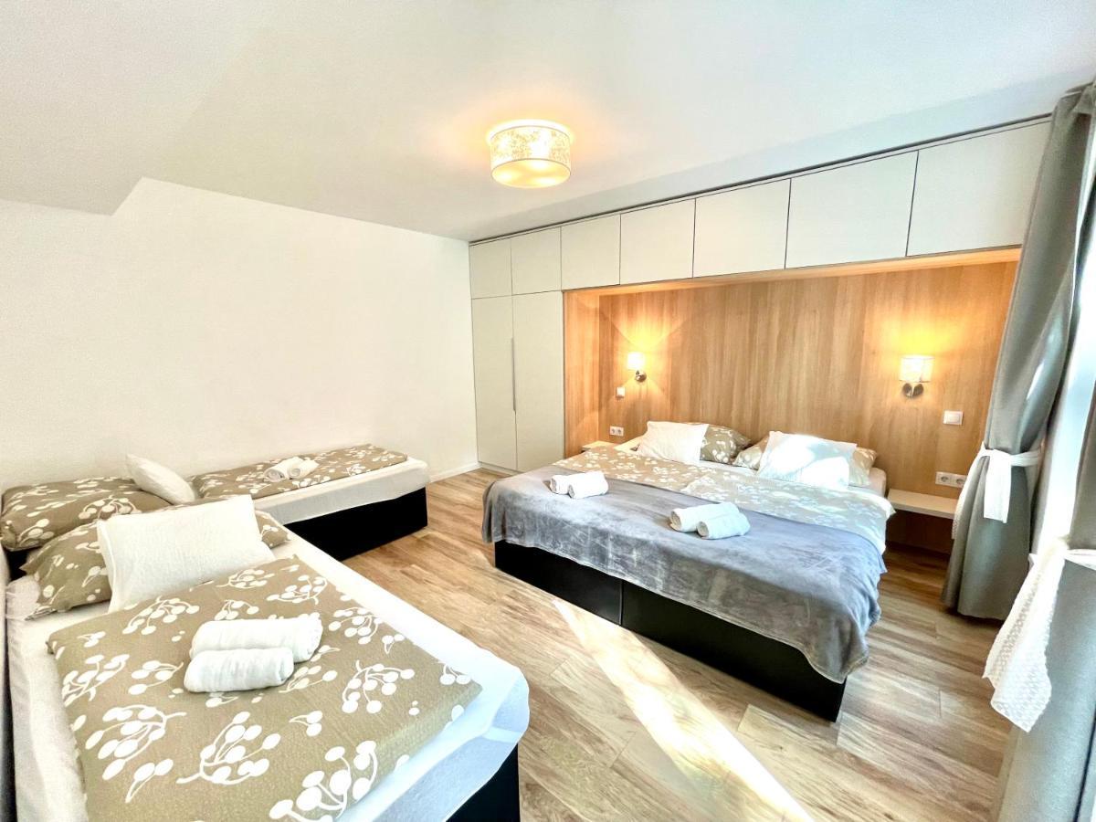 Golden Relax Apartments Balatonfured Exterior photo