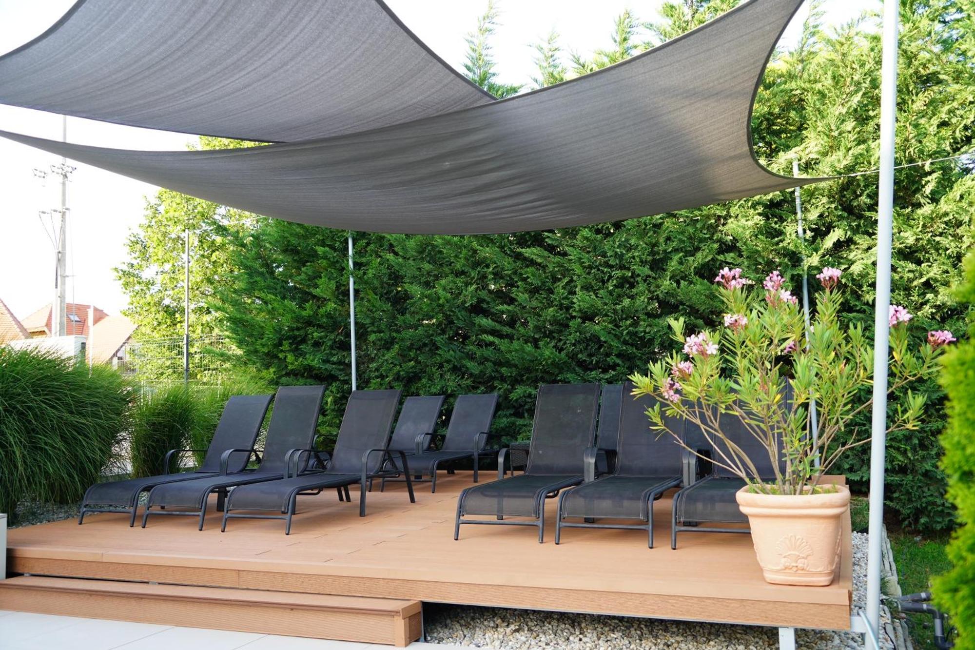 Golden Relax Apartments Balatonfured Exterior photo