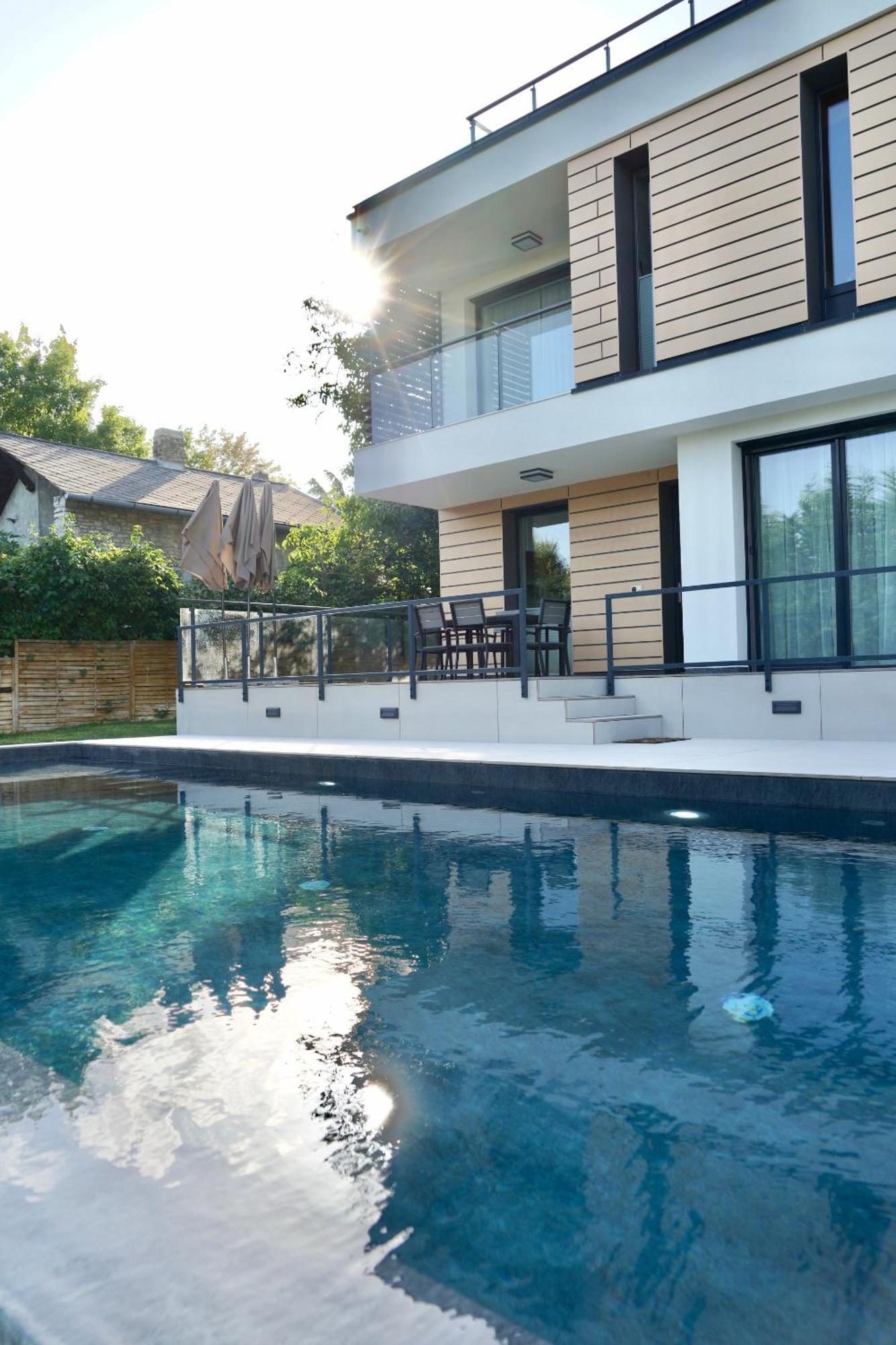 Golden Relax Apartments Balatonfured Exterior photo